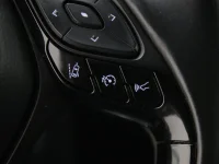 Toyota C-HR 1.8 72kW thumbnail