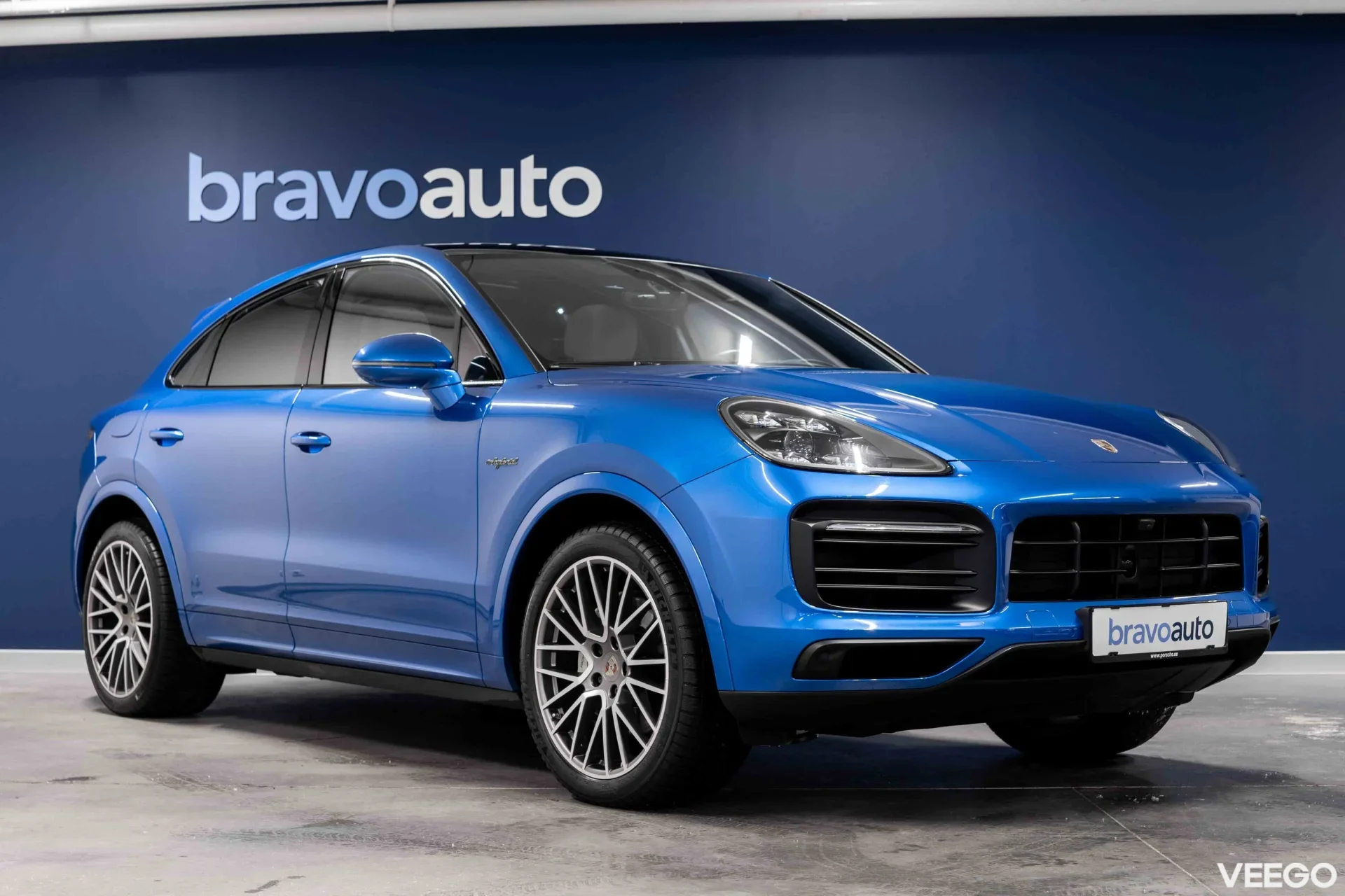 Porsche Cayenne E-Hybrid Coupe Platinum Edition 3 250kW