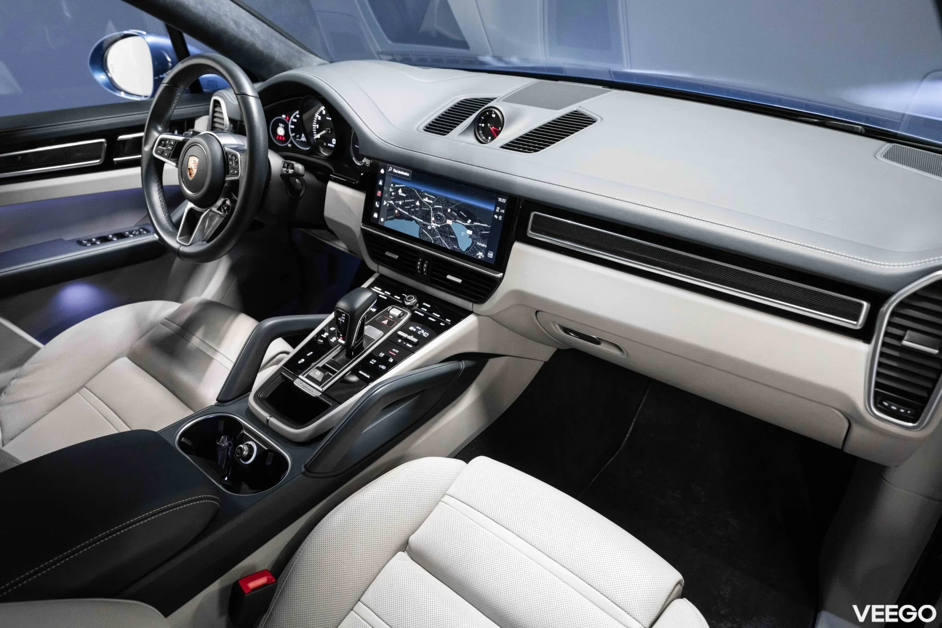 Porsche Cayenne E-Hybrid Coupe Platinum Edition 3 250kW