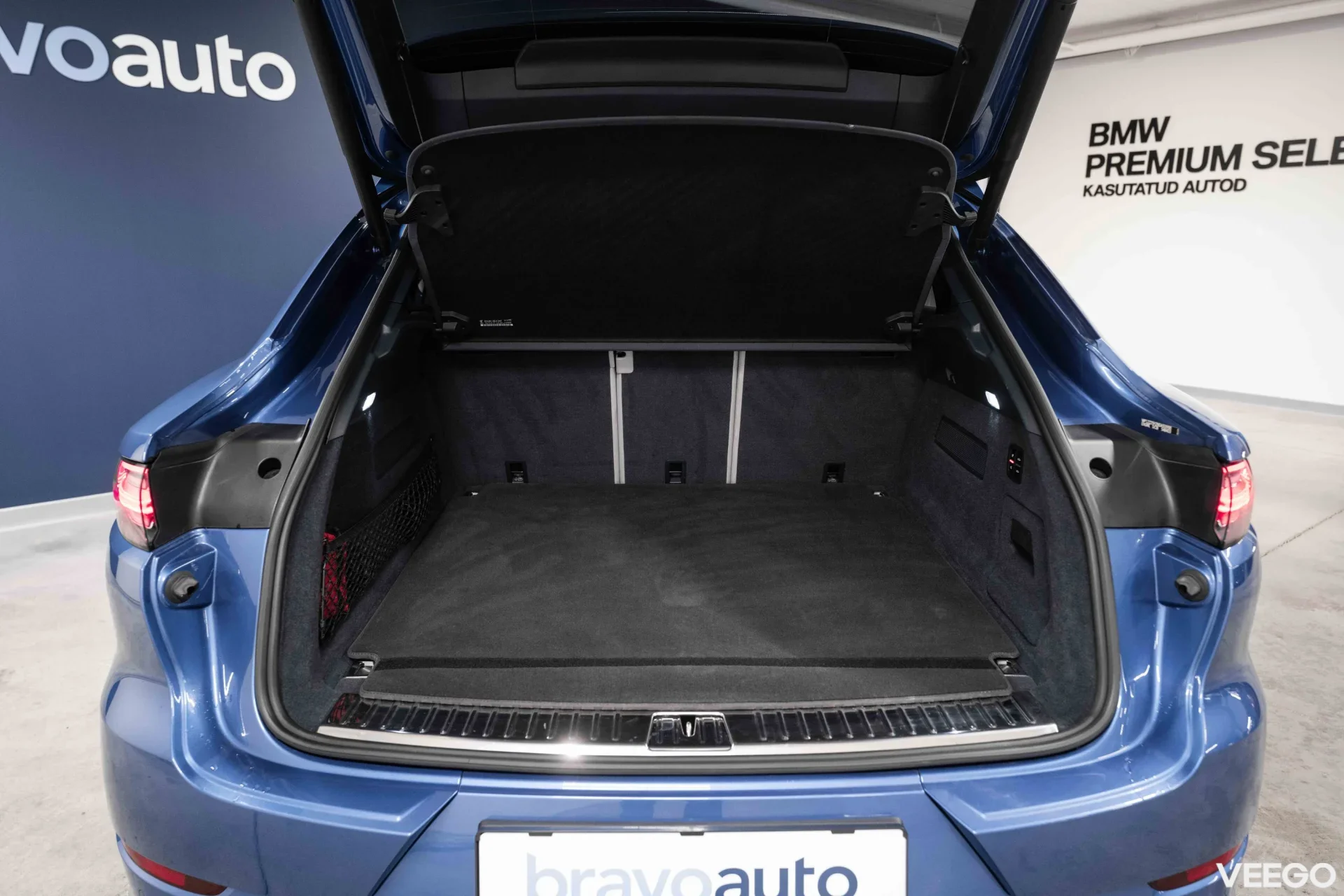 Porsche Cayenne E-Hybrid Coupe Platinum Edition 3 250kW