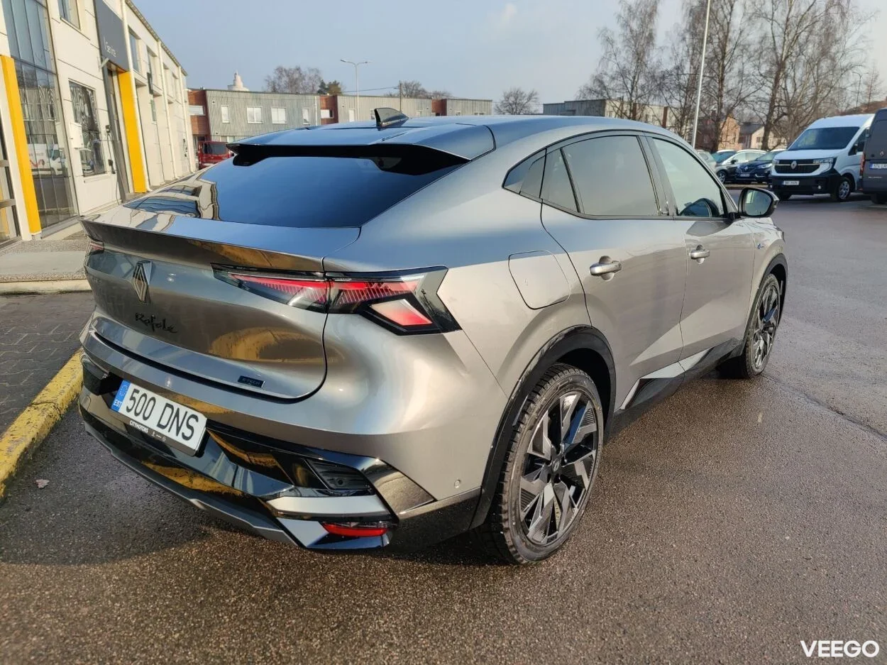 Renault Rafale Esprit Alpine 4x4 Plug-in Hybrid 1.2 221kW