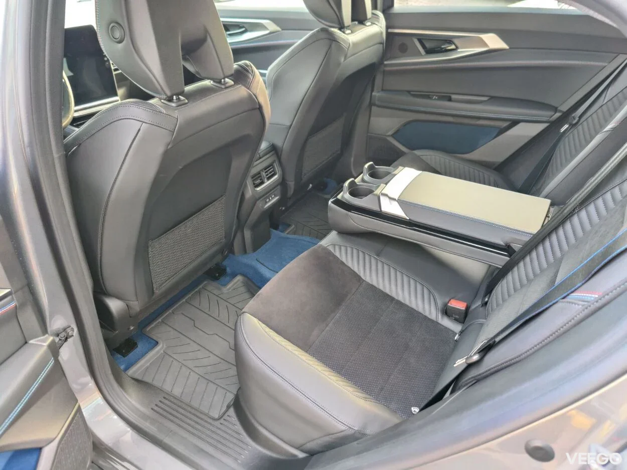 Renault Rafale Esprit Alpine 4x4 Plug-in Hybrid 1.2 221kW