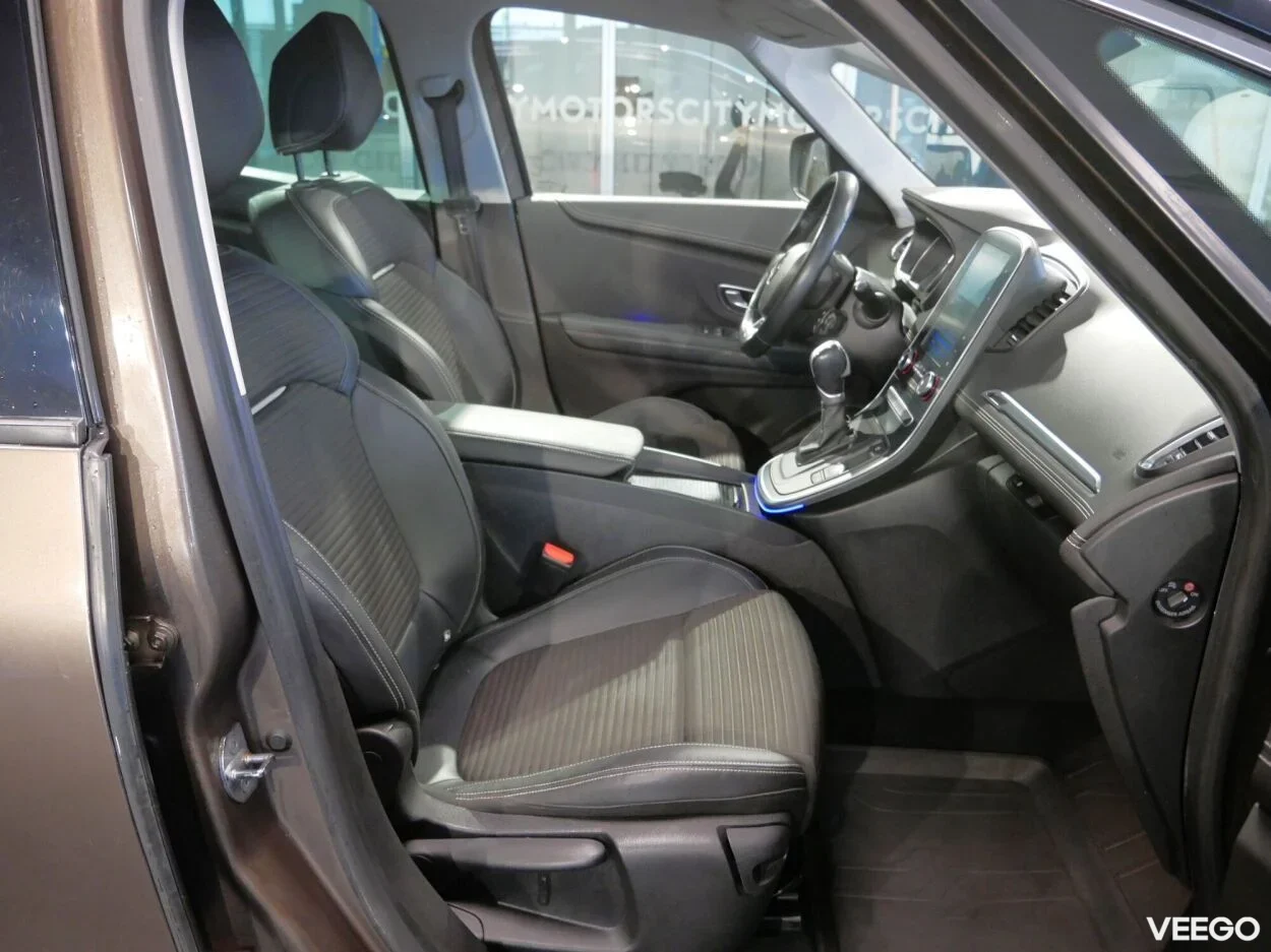 Renault Grand Scenic - 1.3 103kW