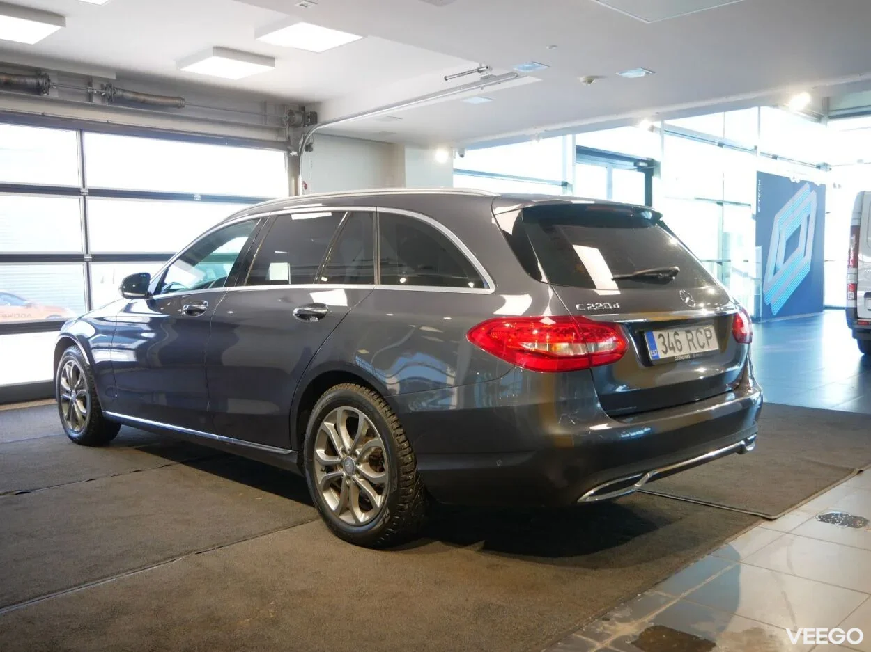 Mercedes-Benz C220 - 2.1 125kW