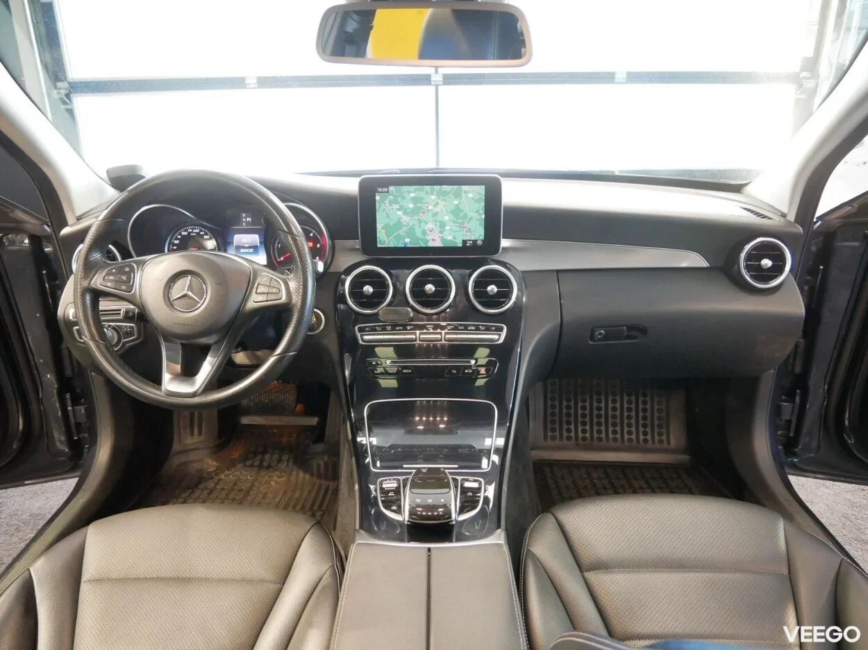 Mercedes-Benz C220 - 2.1 125kW