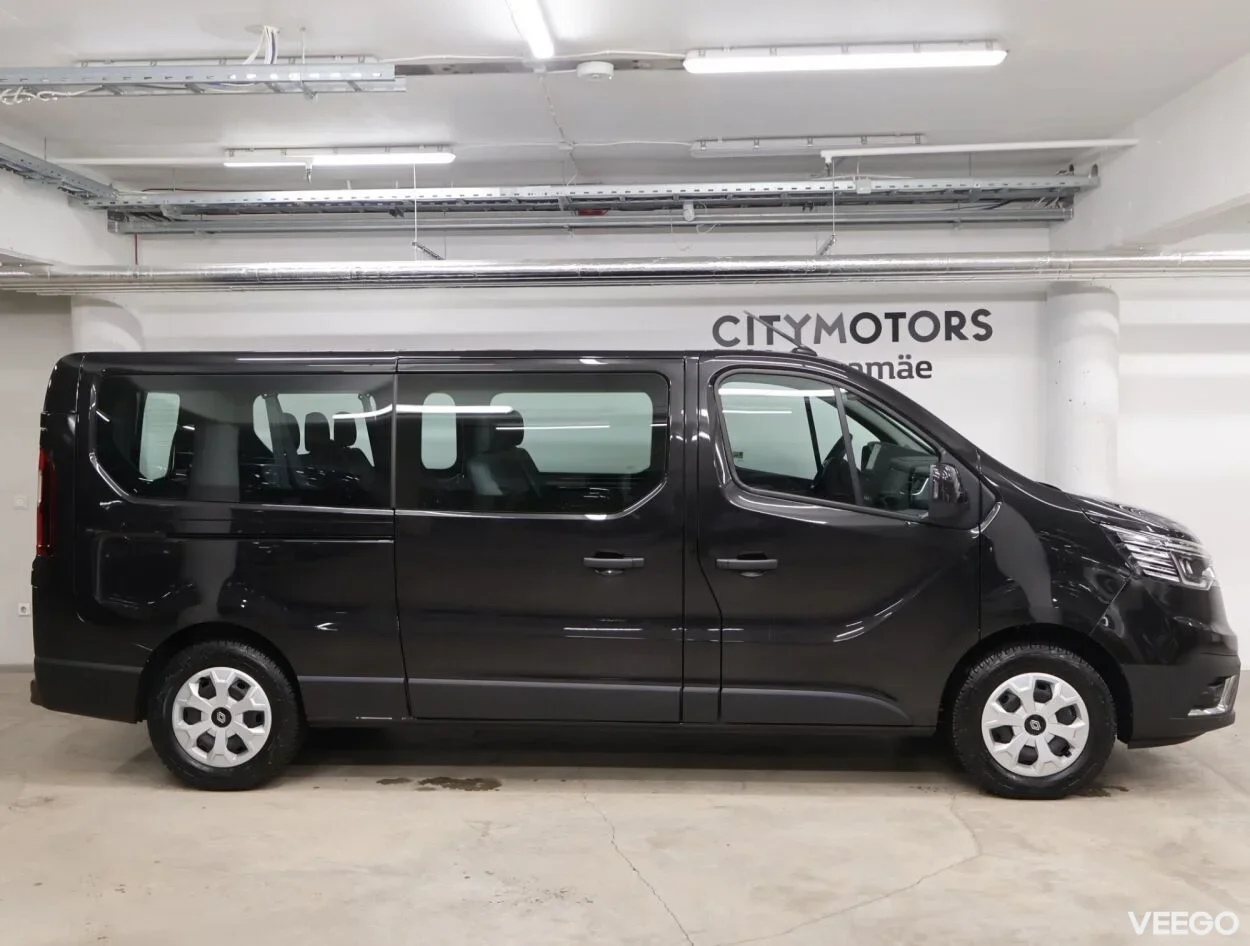 Renault Trafic Grand Equilibre Blue dCi 150 AT9 2 110kW