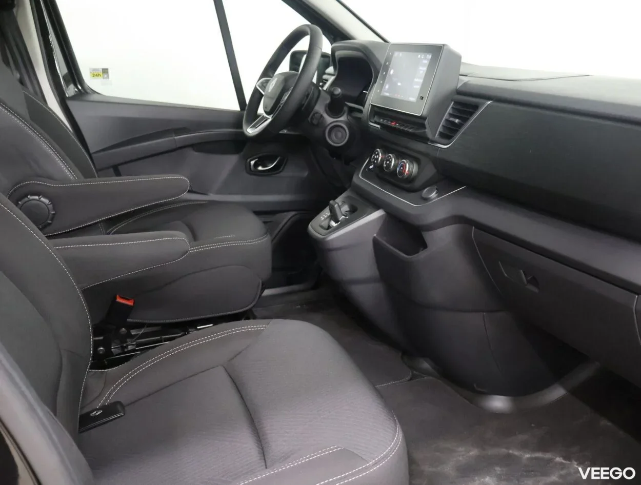 Renault Trafic Grand Equilibre Blue dCi 150 AT9 2 110kW