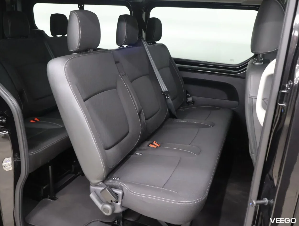 Renault Trafic Grand Equilibre Blue dCi 150 AT9 2 110kW