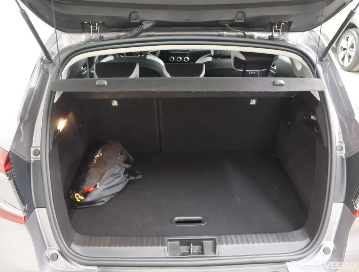 Renault Captur Intens 1.3 103kW