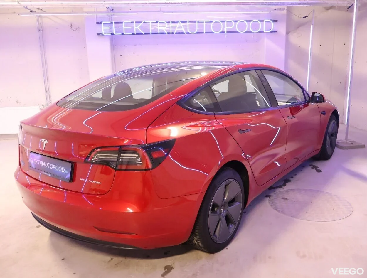 Tesla Model 3 Long Range Dual Motor AWD 366kW