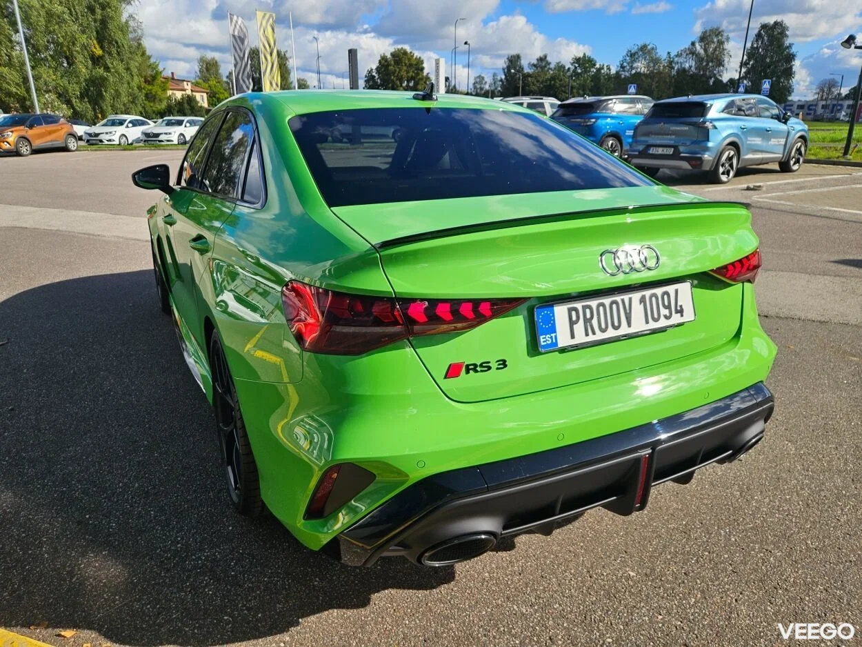 Audi RS 3 - 2.5 294kW