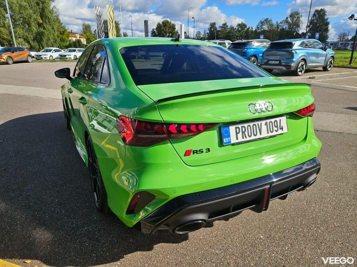 Audi RS 3 - 2.5 294kW