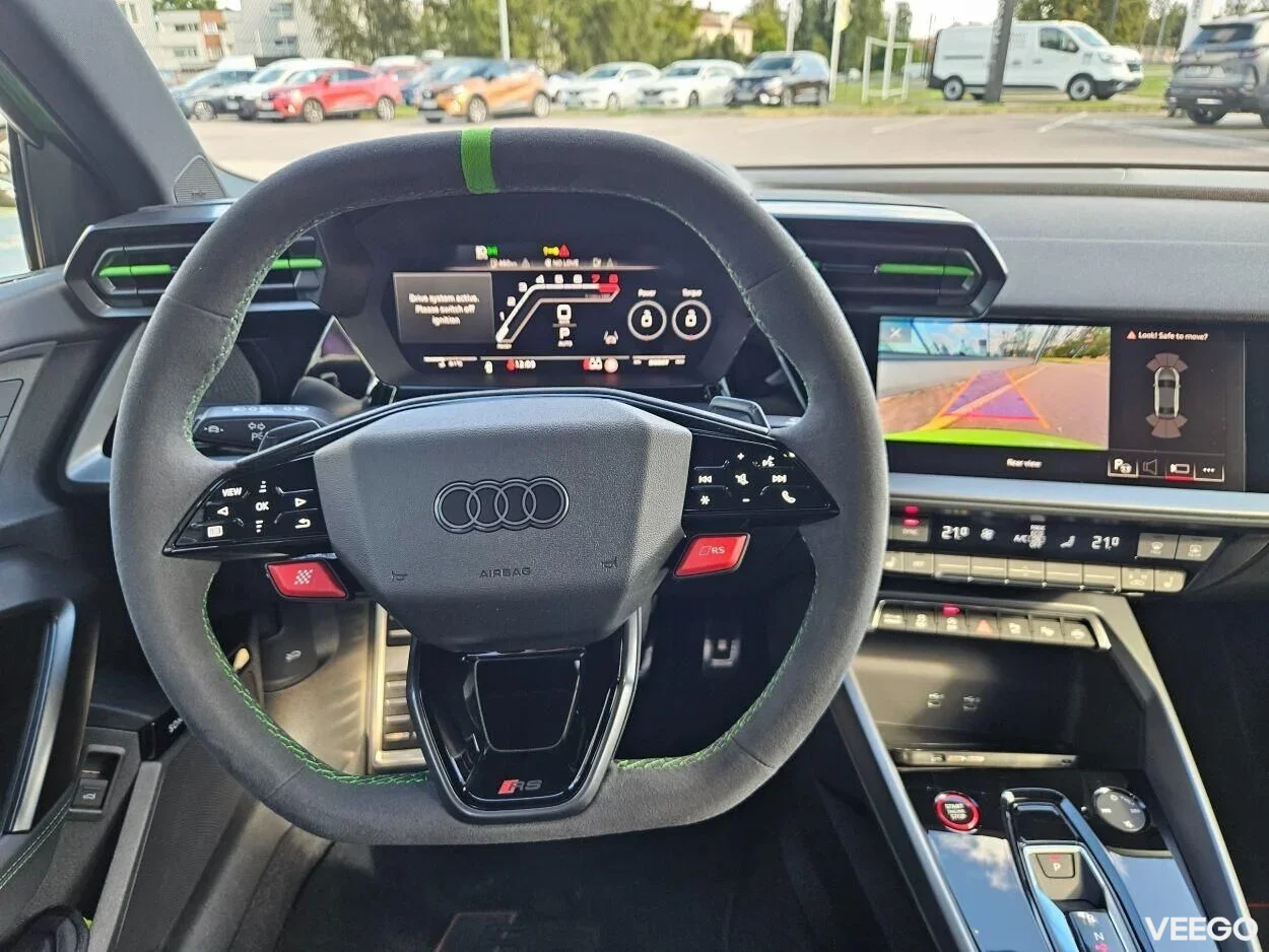 Audi RS 3 - 2.5 294kW