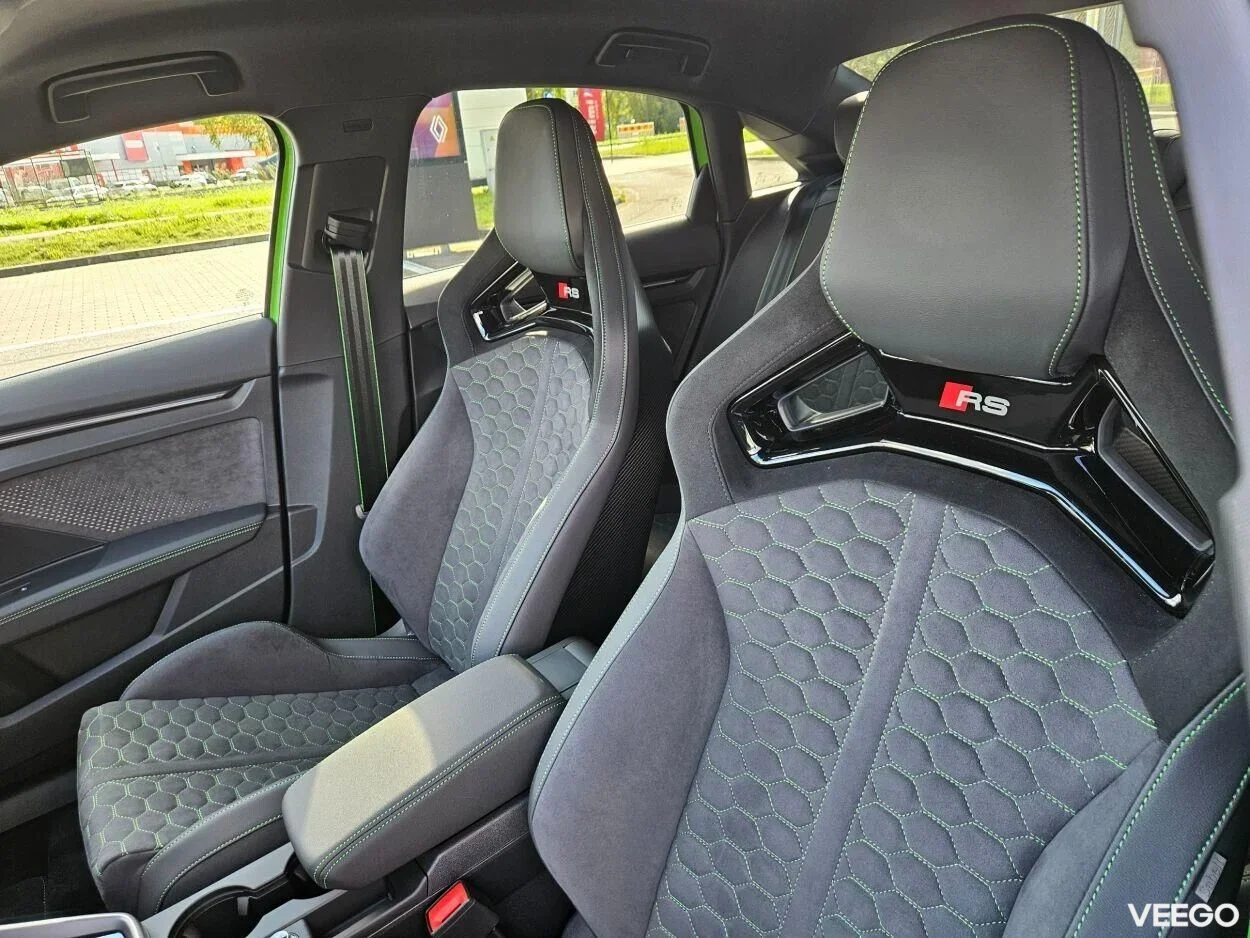 Audi RS 3 - 2.5 294kW