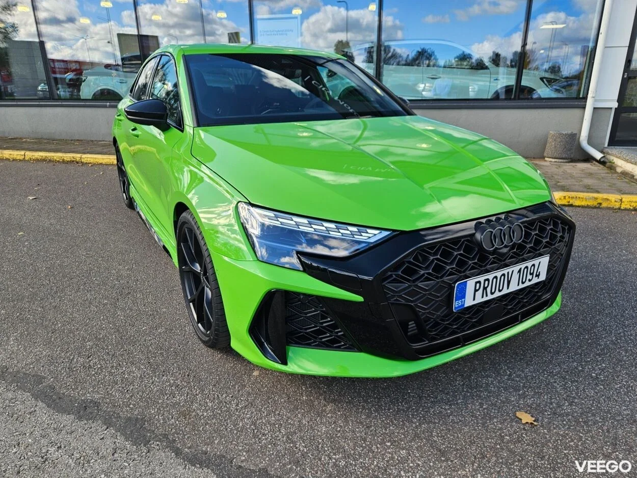 Audi RS 3 - 2.5 294kW