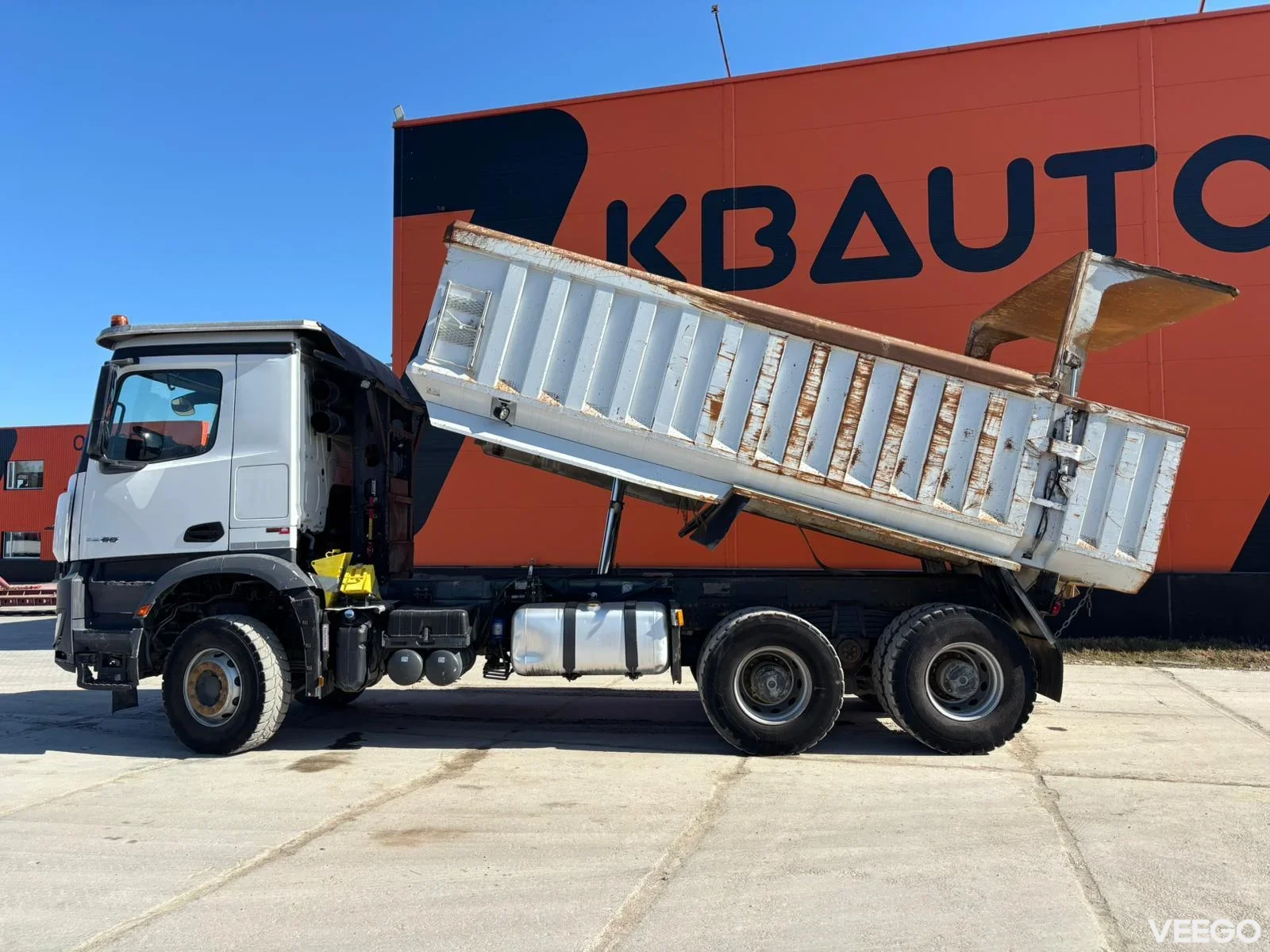 Mercedes-Benz AROCS FULL STEEL / DRUM BRAKES / BOX L=5833 mm 630kW