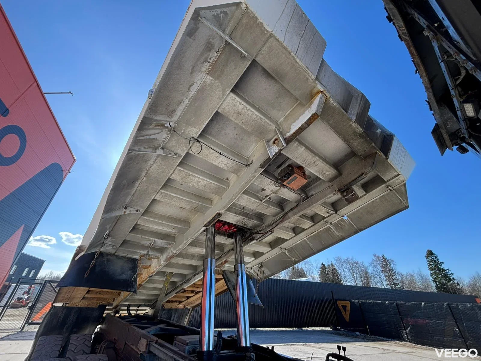 Mercedes-Benz AROCS FULL STEEL / DRUM BRAKES / BOX L=5833 mm 630kW