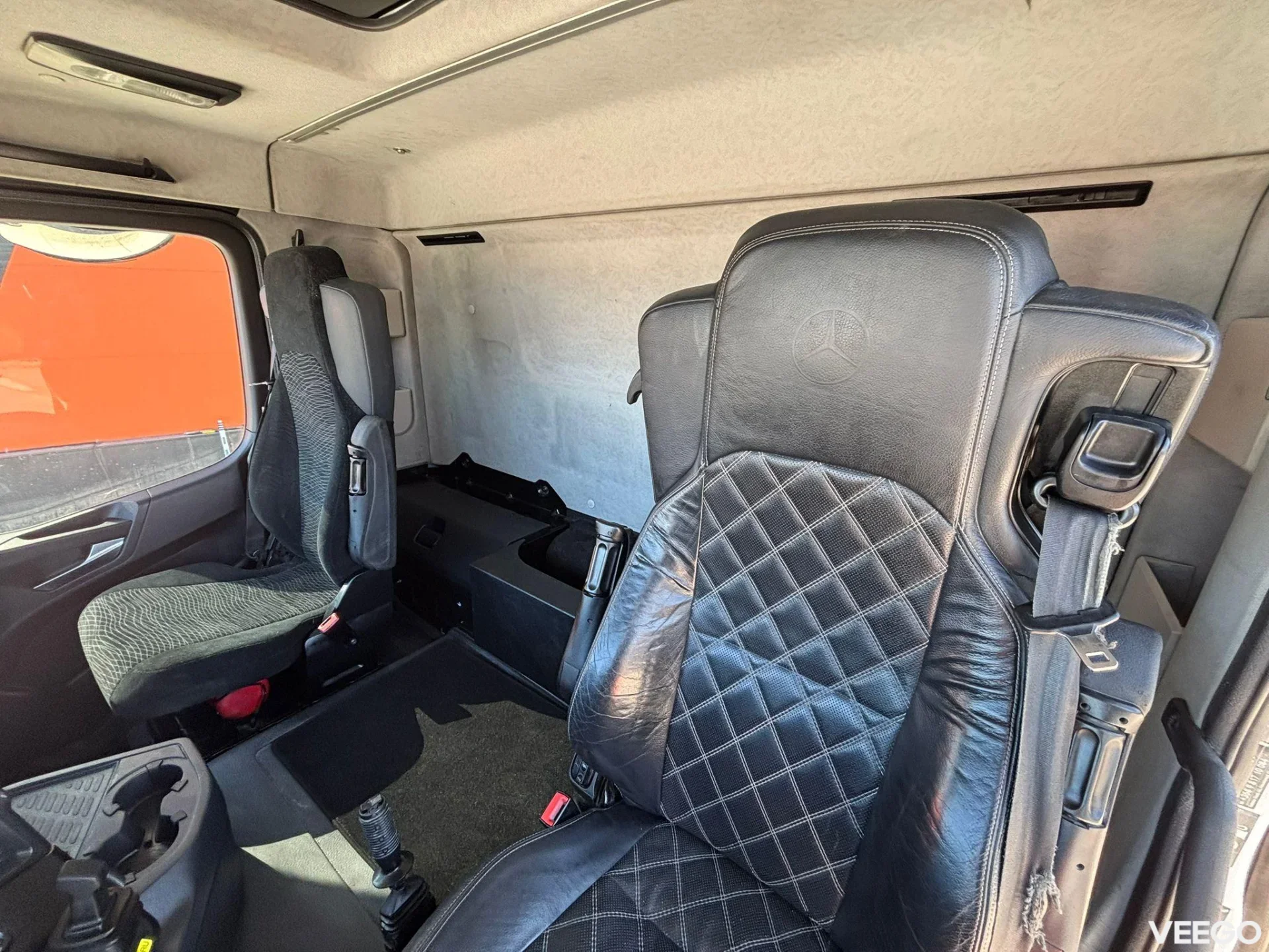 Mercedes-Benz AROCS FULL STEEL / DRUM BRAKES / BOX L=5833 mm 630kW