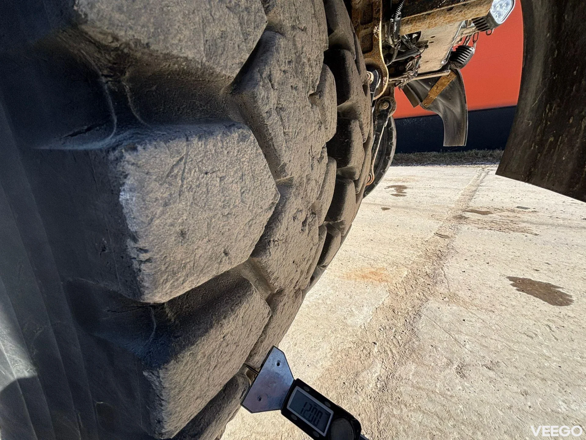 Mercedes-Benz AROCS FULL STEEL / DRUM BRAKES / BOX L=5833 mm 630kW