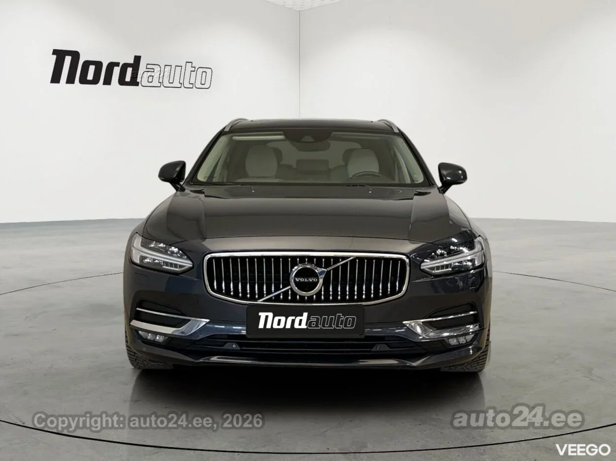 Volvo V90 Inscription AWD D5 B&W 2 173kW