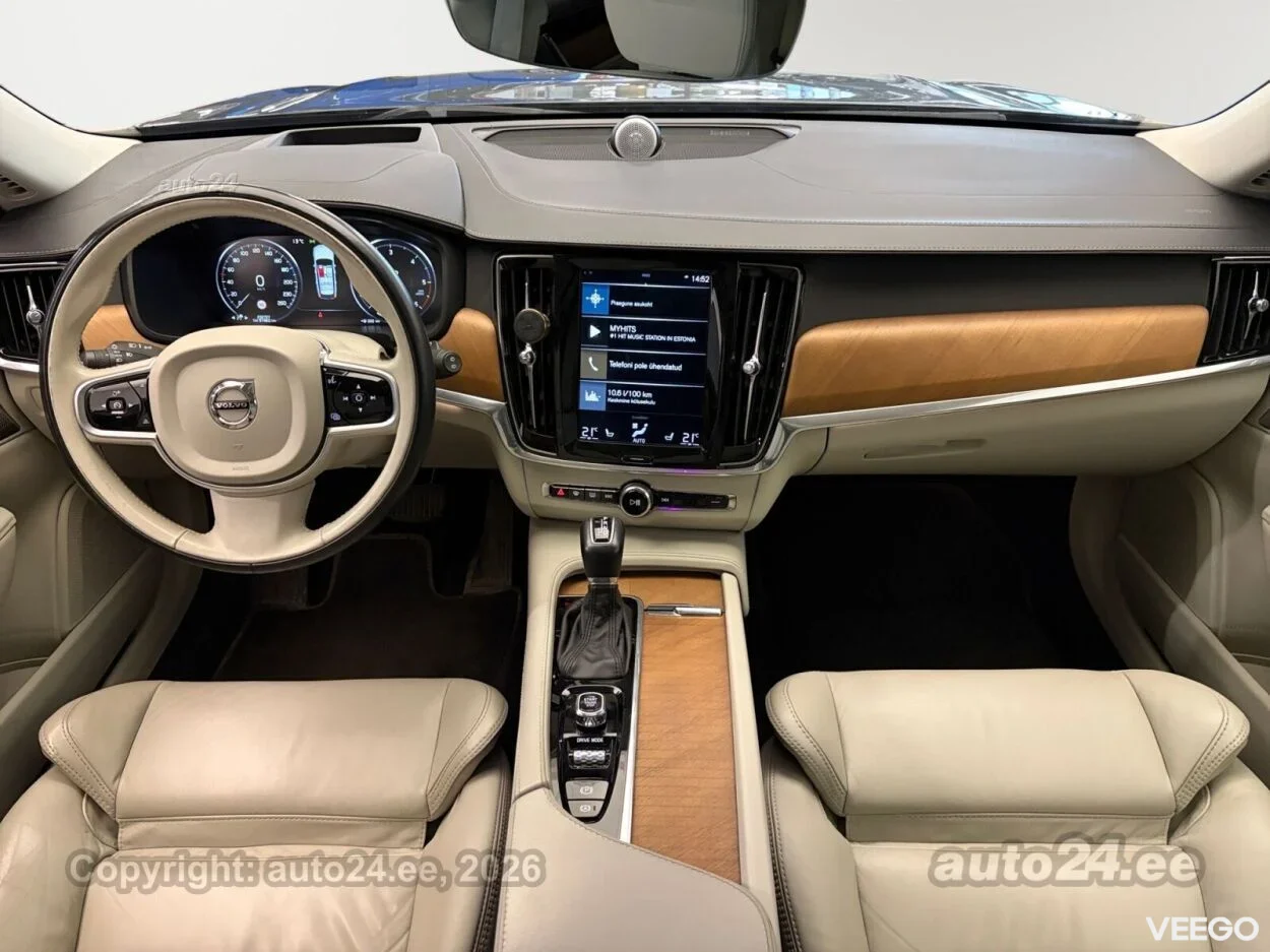 Volvo V90 Inscription AWD D5 B&W 2 173kW