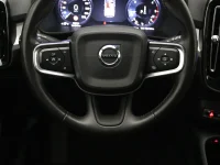Volvo XC40 2 140kW thumbnail