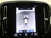 Volvo XC40 2 140kW thumbnail