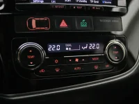 Mitsubishi Outlander 2 89kW thumbnail