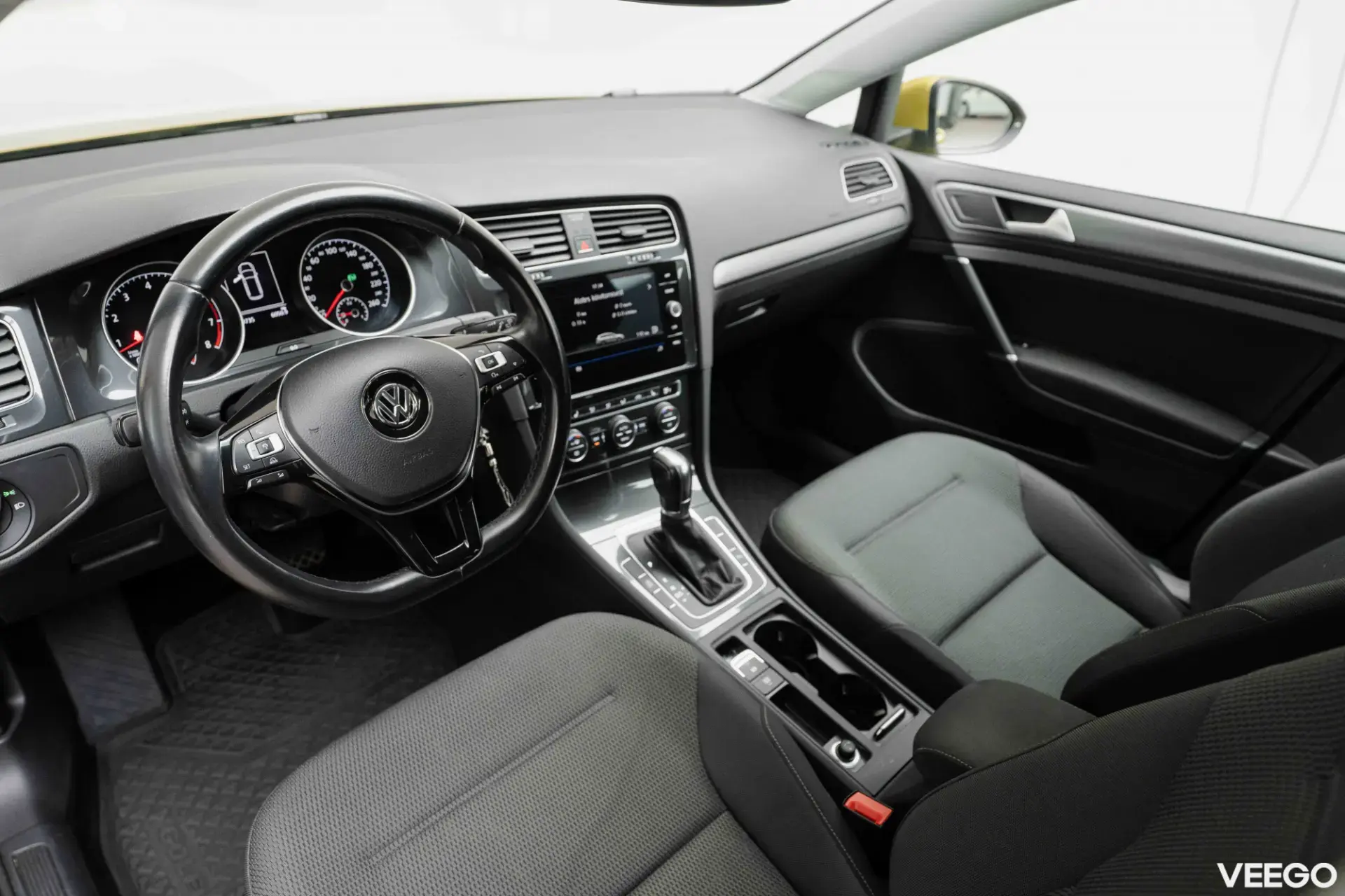 Volkswagen Golf 92kW