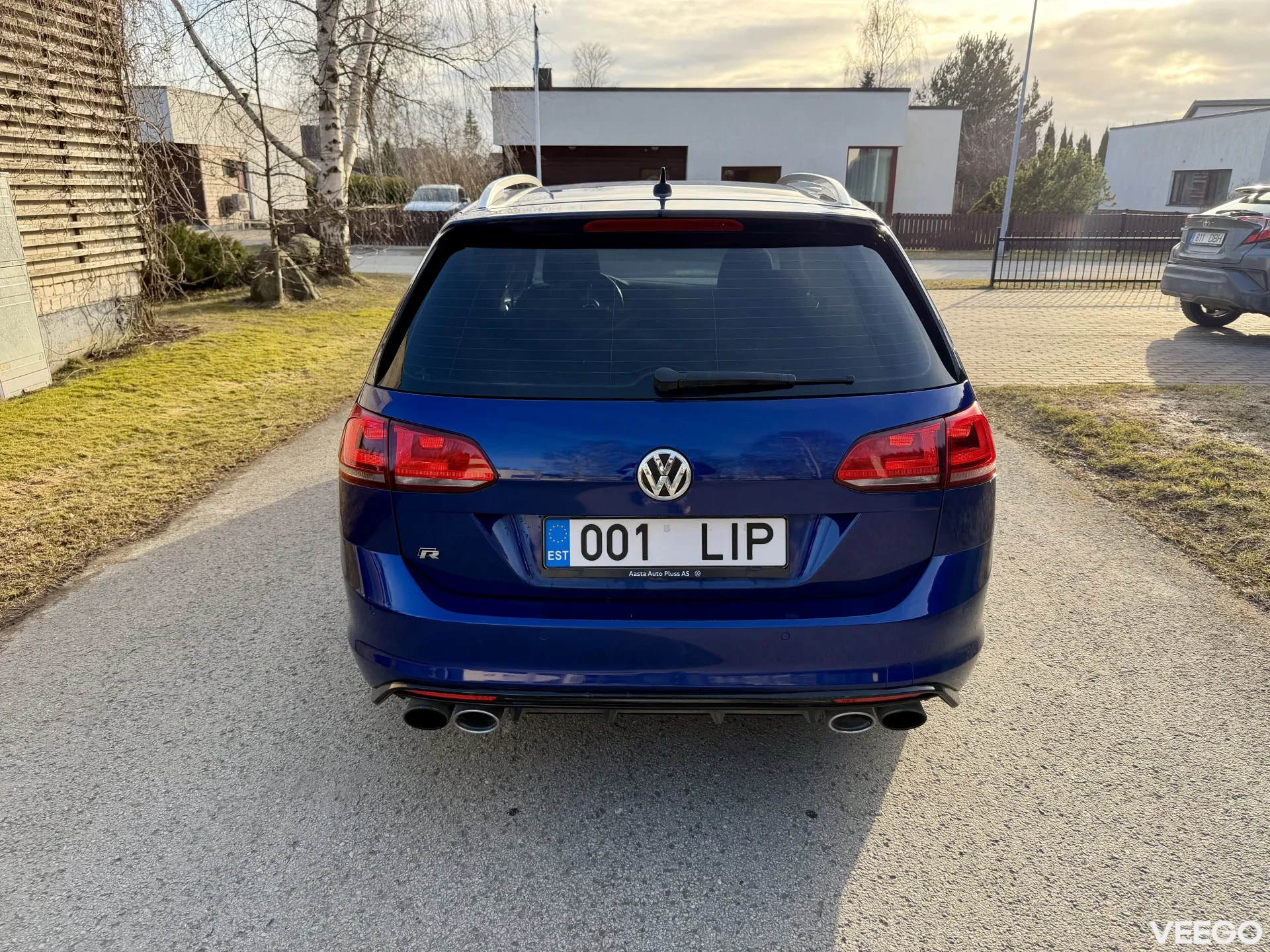 Volkswagen Golf R 2.0 221kW