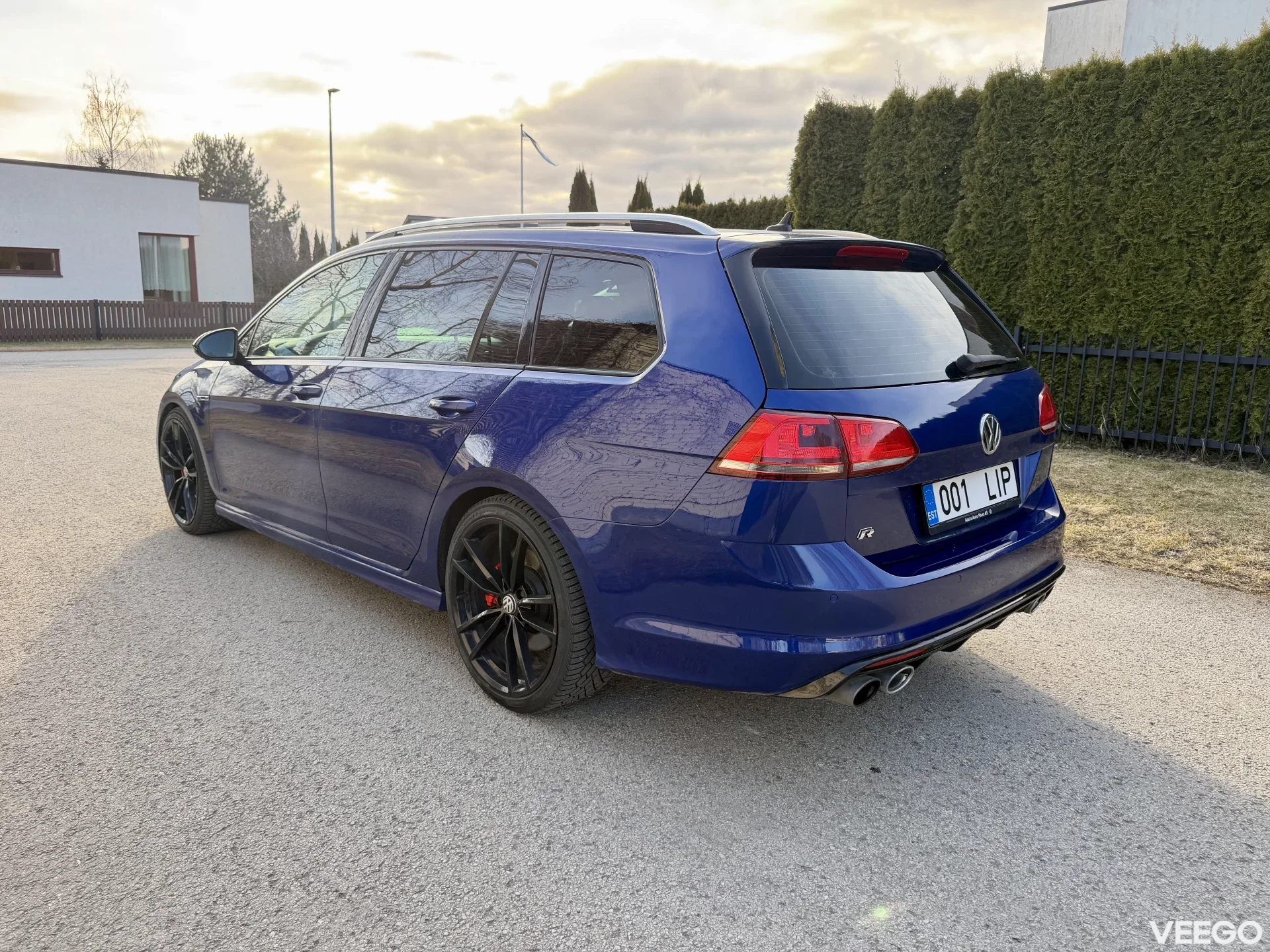 Volkswagen Golf R 2.0 221kW