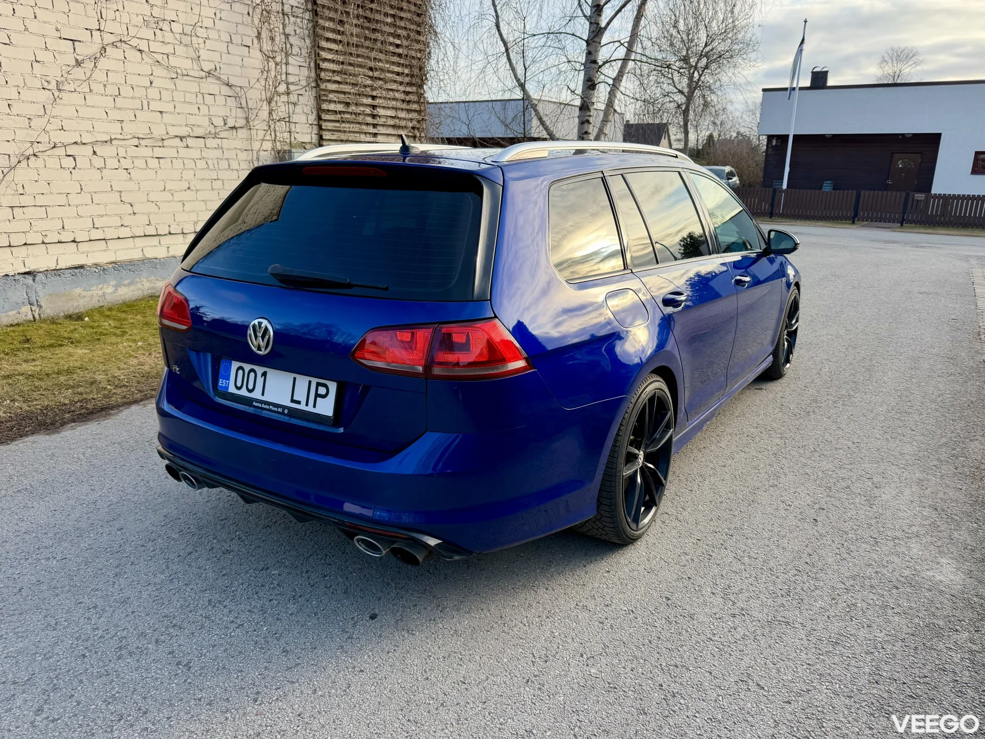 Volkswagen Golf R 2.0 221kW