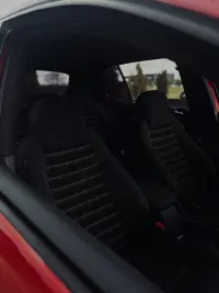 Volkswagen Golf GTI 2.0 147kW thumbnail