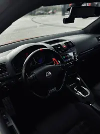 Volkswagen Golf GTI 2.0 147kW thumbnail