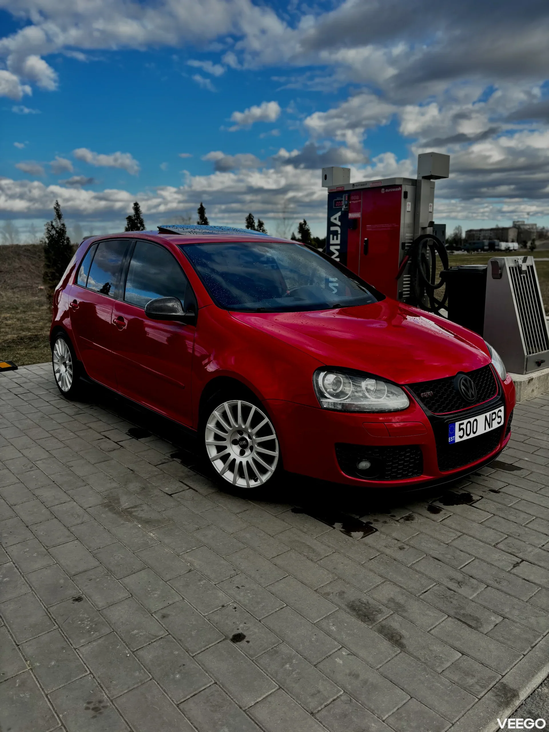 Volkswagen Golf GTI 2.0 147kW
