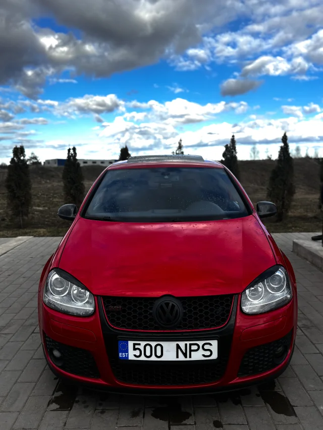 Image of Volkswagen Golf GTI 2.0 147kW
