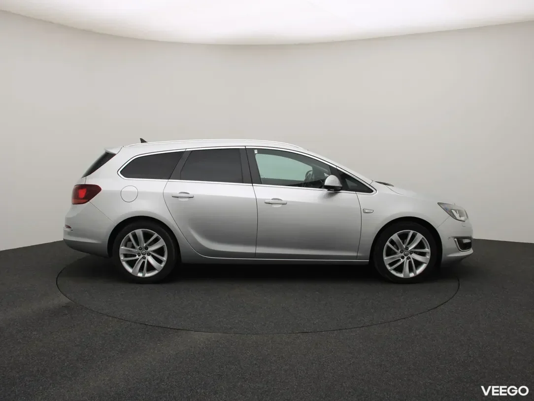 Opel Astra 1.4 103kW