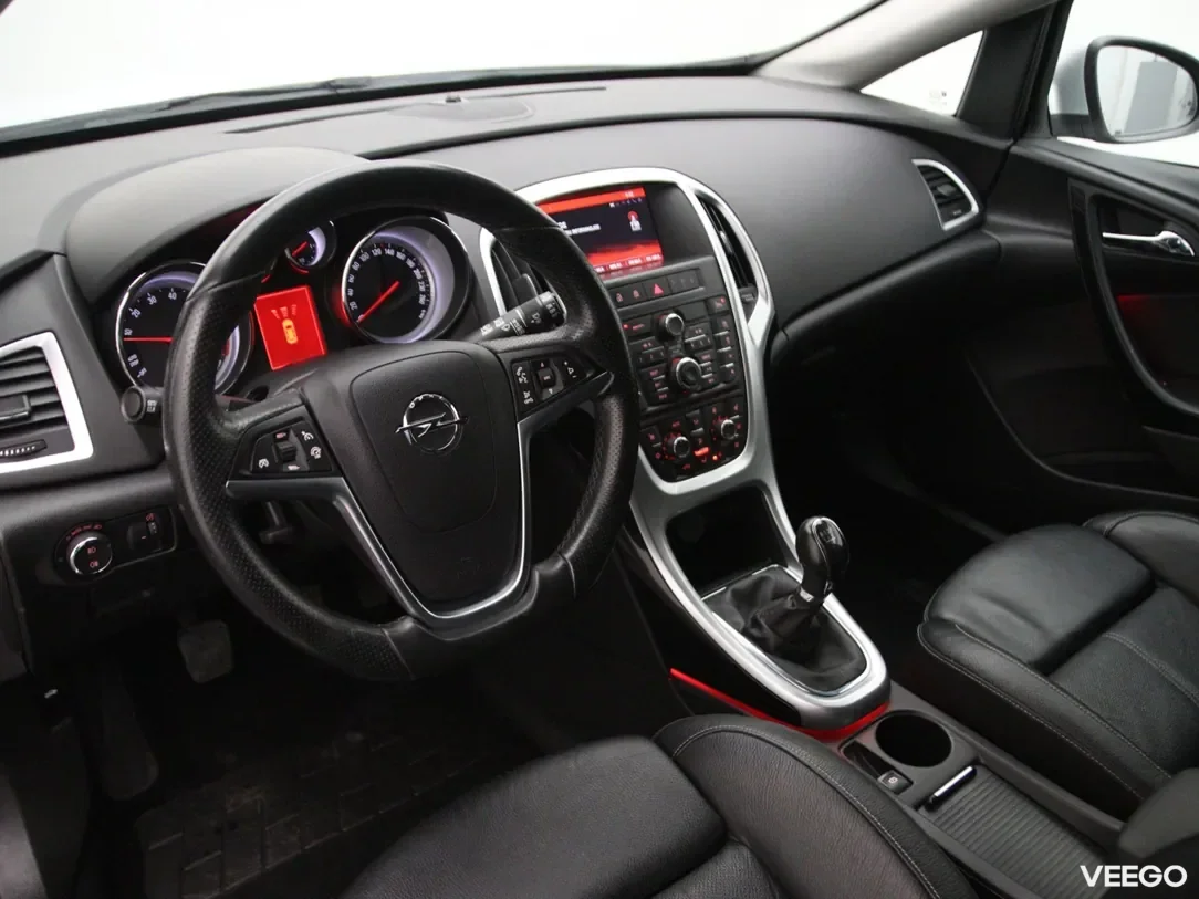 Opel Astra 1.4 103kW