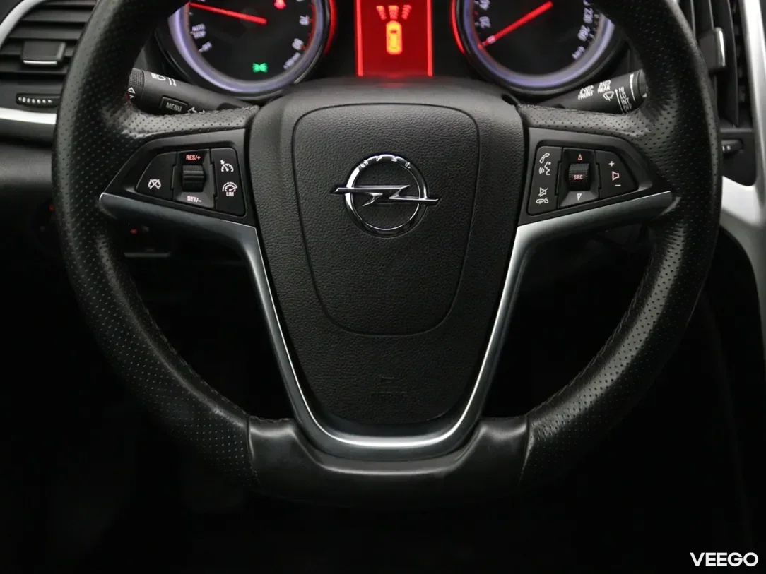 Opel Astra 1.4 103kW