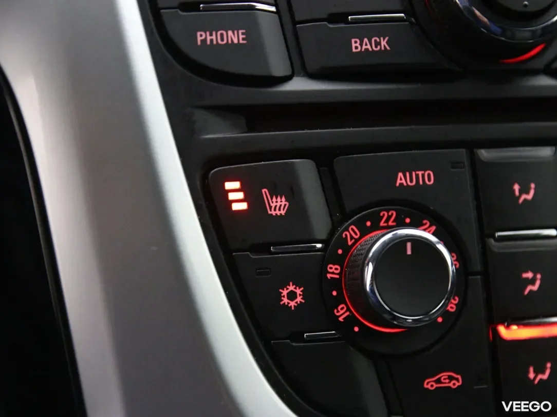 Opel Astra 1.4 103kW