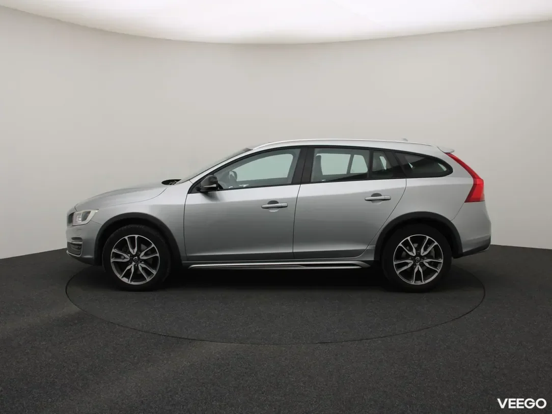 Volvo v60-cross-country 2 140kW