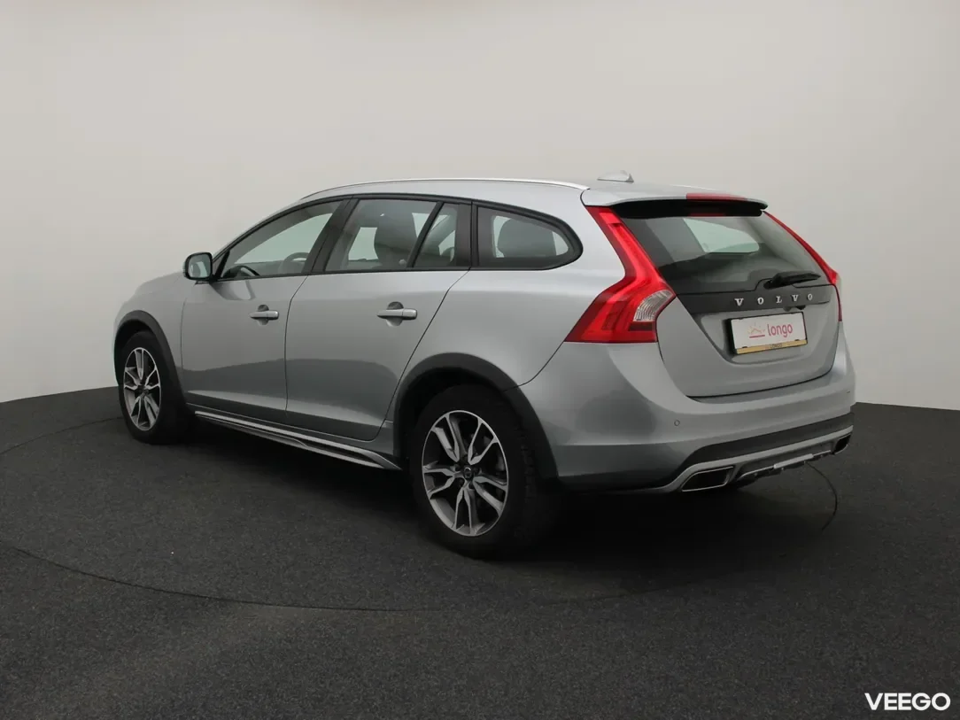 Volvo v60-cross-country 2 140kW
