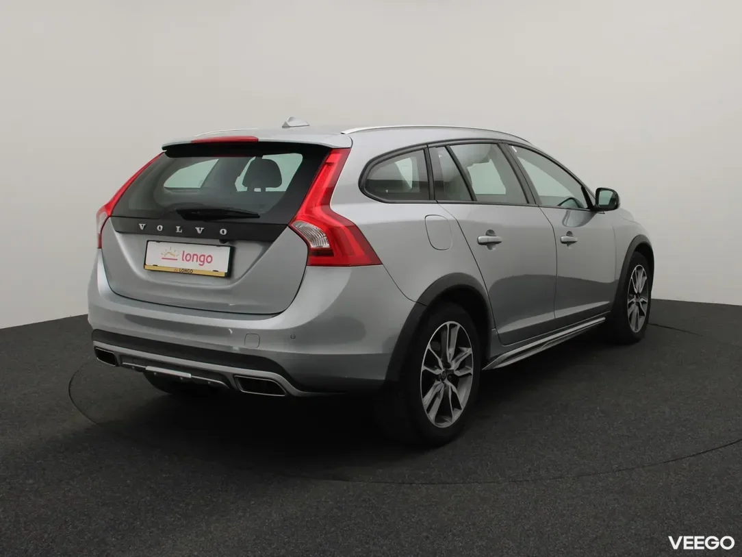 Volvo v60-cross-country 2 140kW