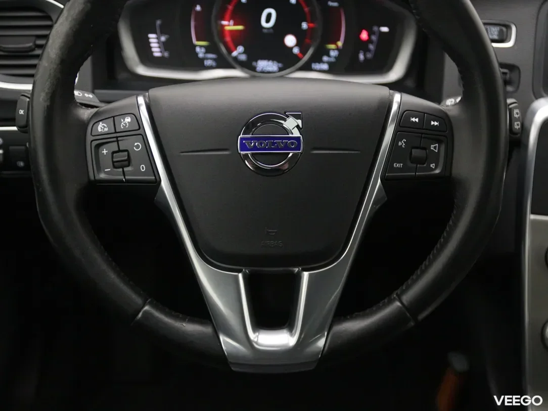 Volvo v60-cross-country 2 140kW