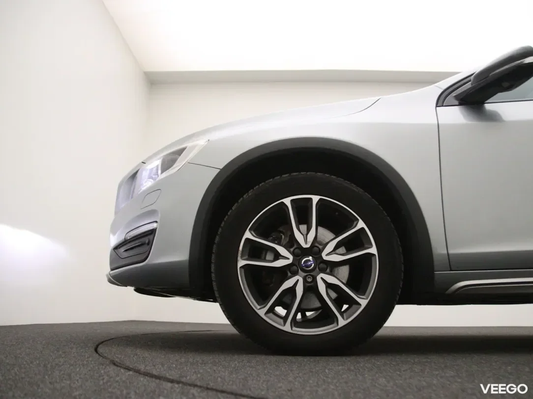 Volvo v60-cross-country 2 140kW