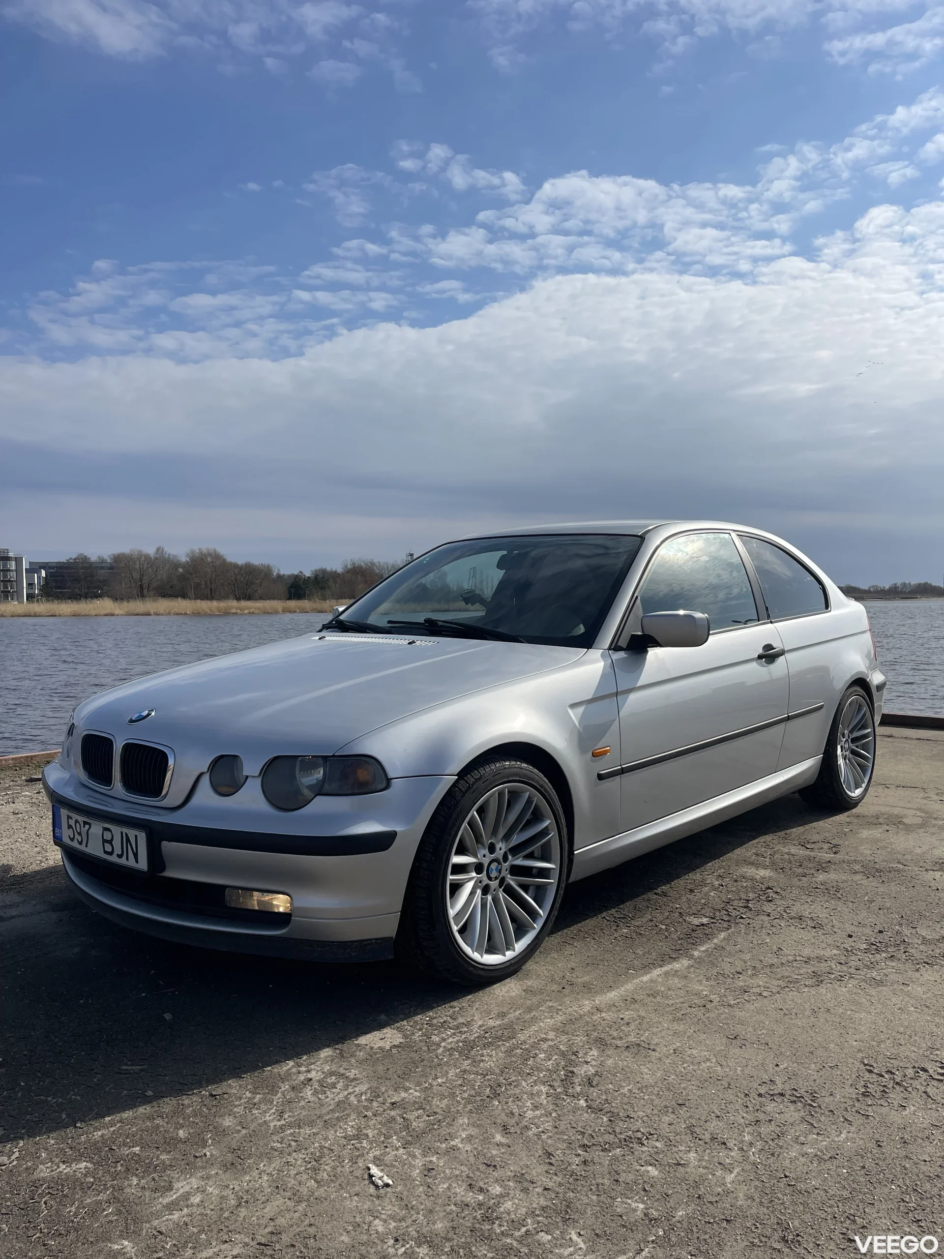 BMW 320 E46 compact 2.0 110kW