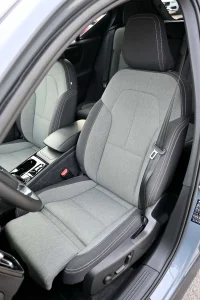 Volvo XC40 H&K R-DESIGN INTELLI SAFE MY23 1.5 95kW thumbnail