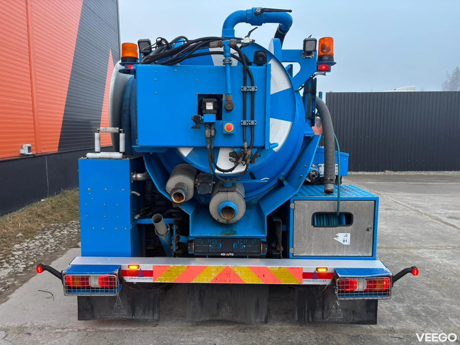 Mercedes-Benz Atego J.Hvidtved Larsen tank 4000 l / vacuum Jurop RV360HDR / pressure Uraca P3-10 160 bar / 127 l/min + Uraca P3-10 415 bar / 47 l/min with heater 230kW