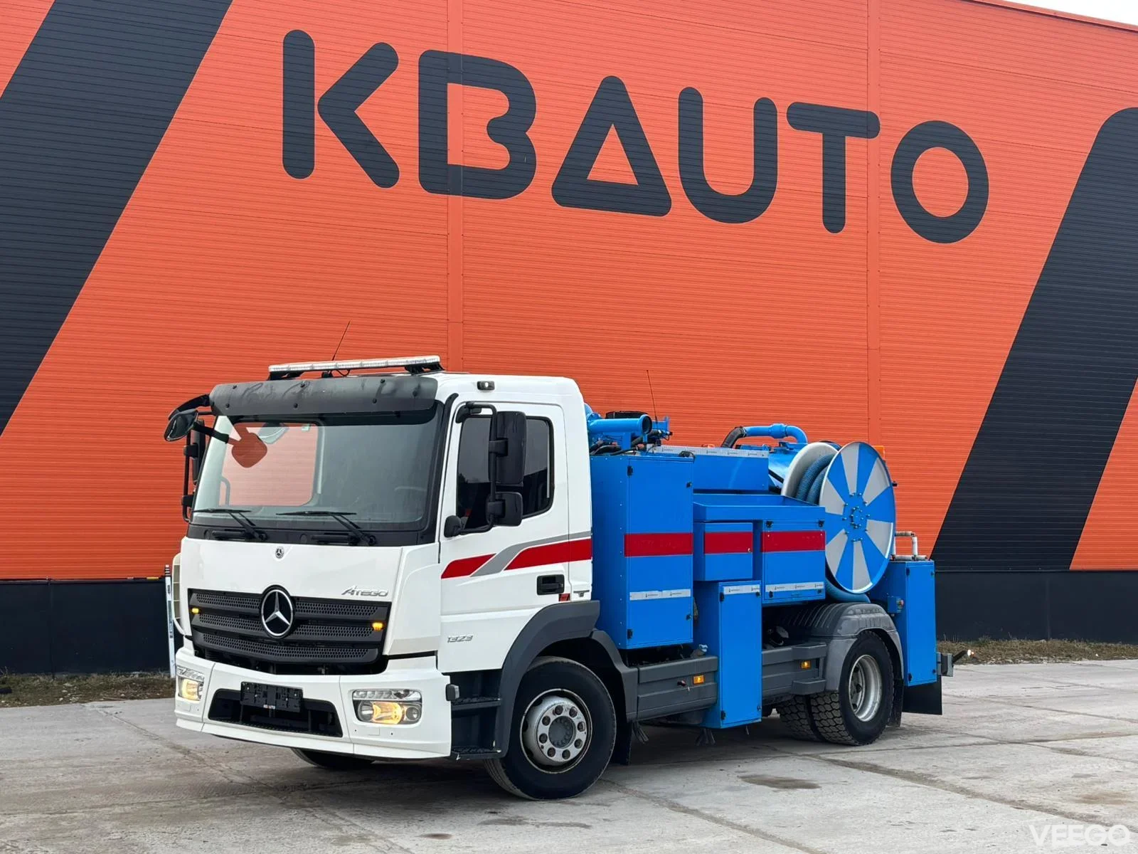 Mercedes-Benz Atego J.Hvidtved Larsen tank 4000 l / vacuum Jurop RV360HDR / pressure Uraca P3-10 160 bar / 127 l/min + Uraca P3-10 415 bar / 47 l/min with heater 230kW