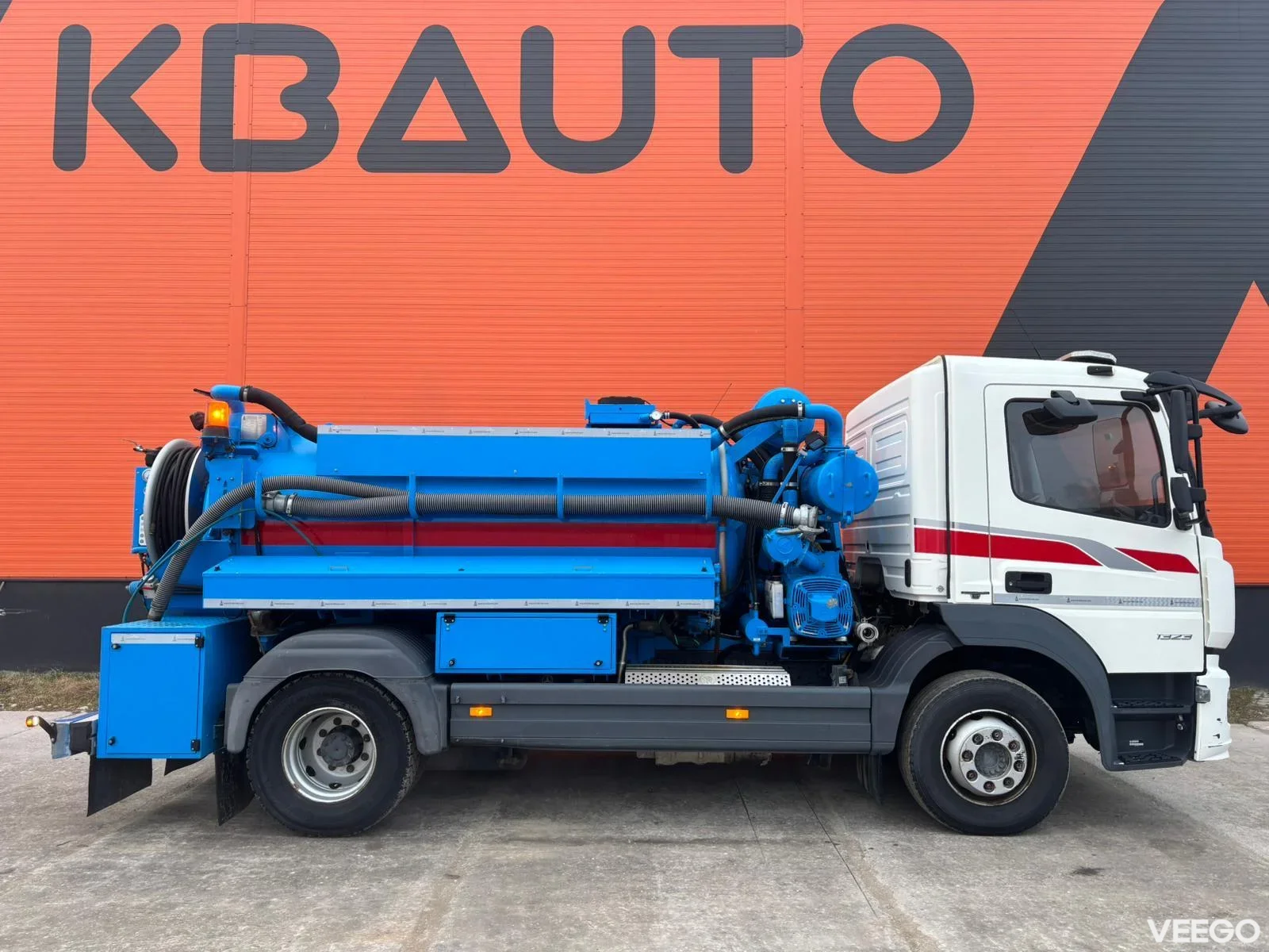 Mercedes-Benz Atego J.Hvidtved Larsen tank 4000 l / vacuum Jurop RV360HDR / pressure Uraca P3-10 160 bar / 127 l/min + Uraca P3-10 415 bar / 47 l/min with heater 230kW